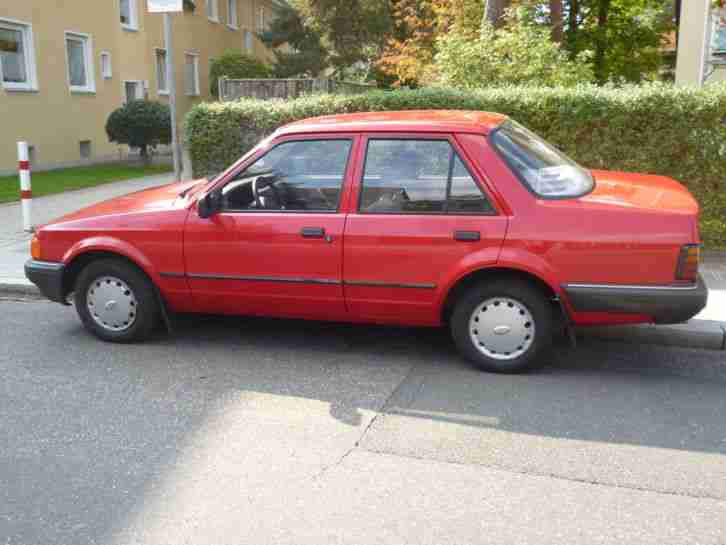 Oldtimer Ford Orion in Traumzustand. Garagenfahrzeug alles Orginal.