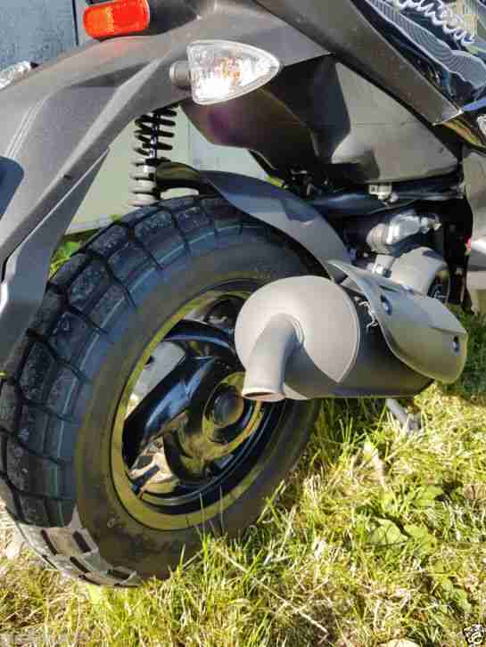 Piaggio TPH 50