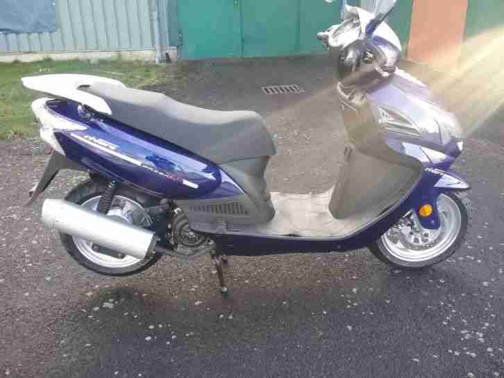 Rivero 125cc Motorroller