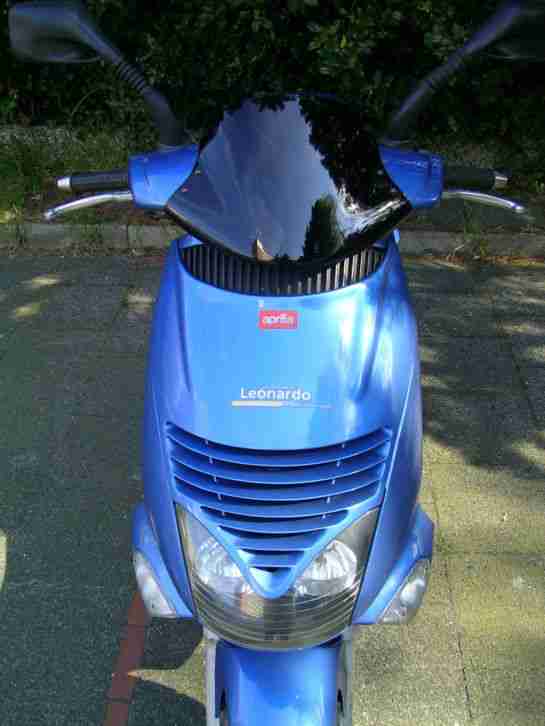Schöner Aprilia Leonardo 125ccm Roller im guten zustand