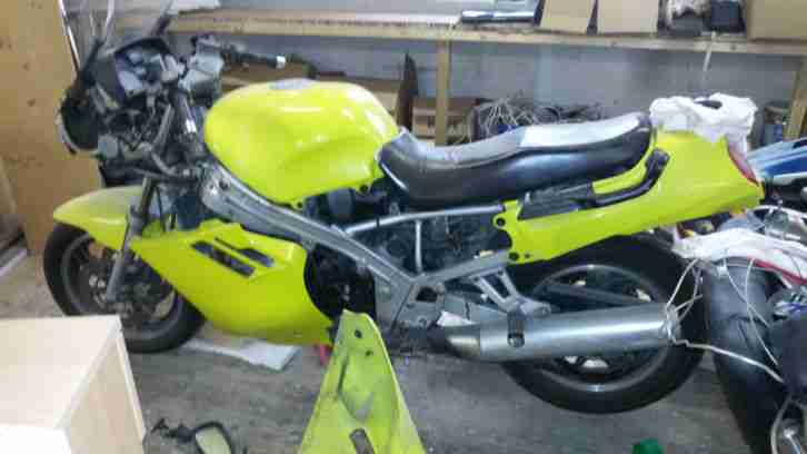 Suzuki GSX 1100 F
