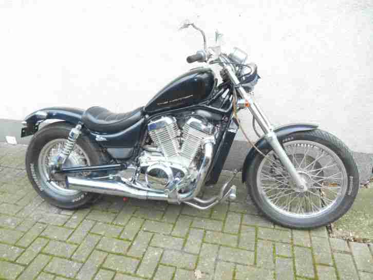 Suzuki Intruder VS 750