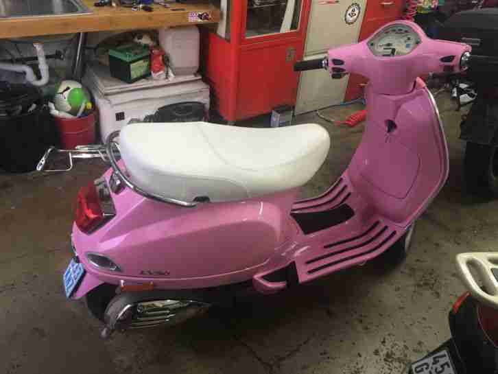 Vespa LX 50 Sehr guter Zustand,  Sonderfarbe,  unfallfrei erst 7500 KM
