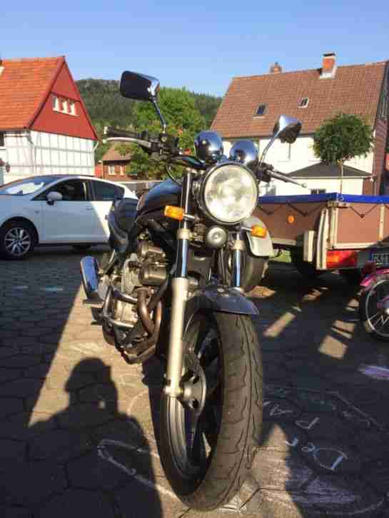 XJ 600 N