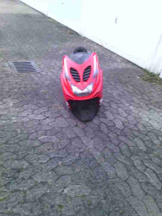Yamaha Aerox Roller