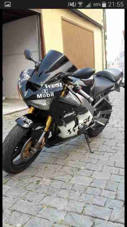 kawasaki zx6r