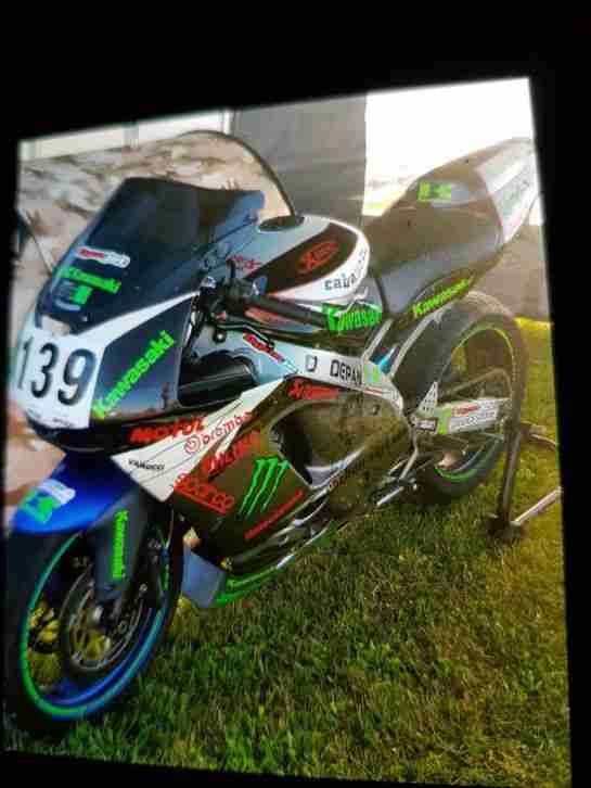 kawasaki zx9r